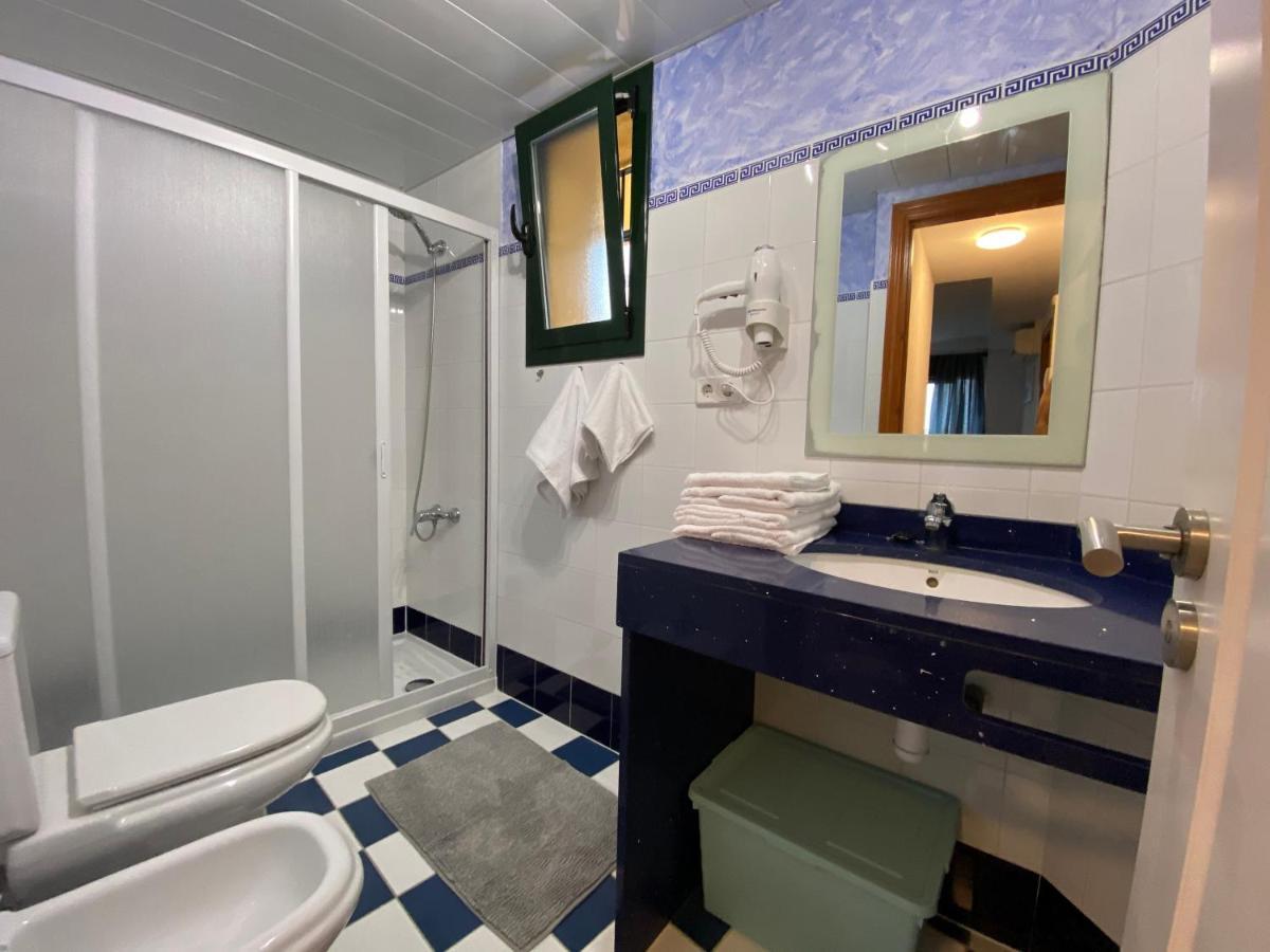 Apartments Sant Lluis Center, 2 Min Walk From The Sea Λορέτ Ντε Μαρ Εξωτερικό φωτογραφία