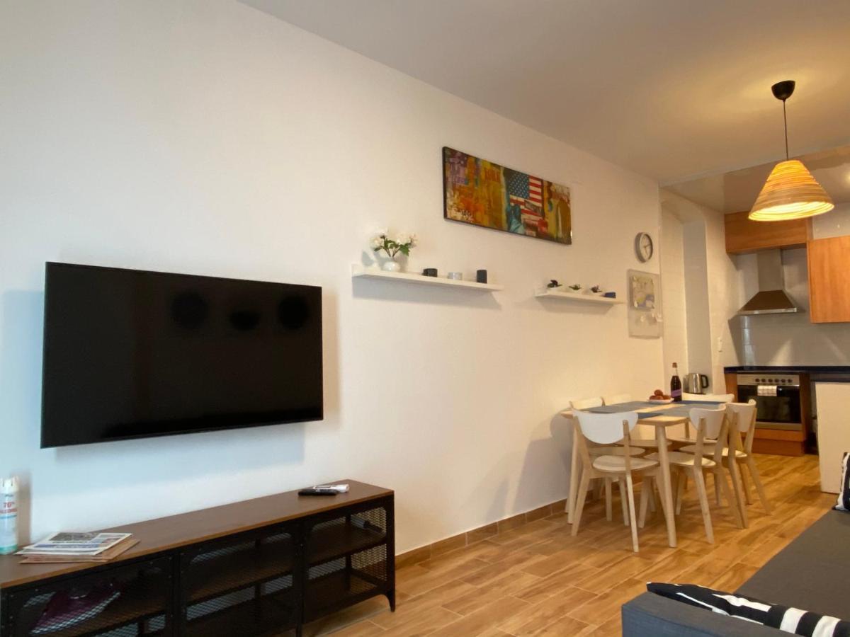 Apartments Sant Lluis Center, 2 Min Walk From The Sea Λορέτ Ντε Μαρ Εξωτερικό φωτογραφία
